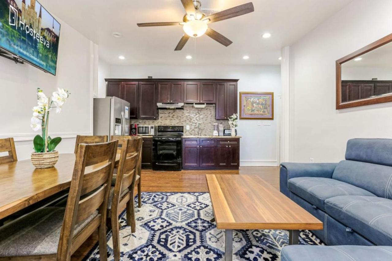 Elegant 4Br Condo In Downtown Ню Орлиънс Екстериор снимка